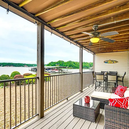 Lakefront Osage Beach Condo Main Channel View!